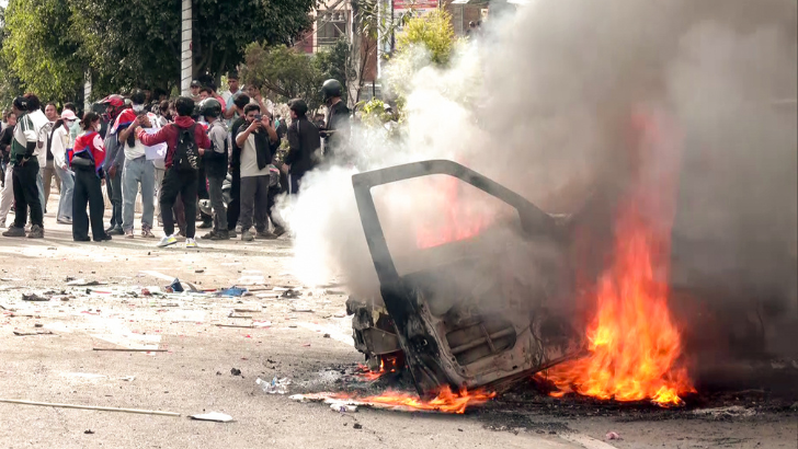 https://salarnews.in/public/uploads/images/newsimages/maannewsimage08092025_231355_Nepa protest.png